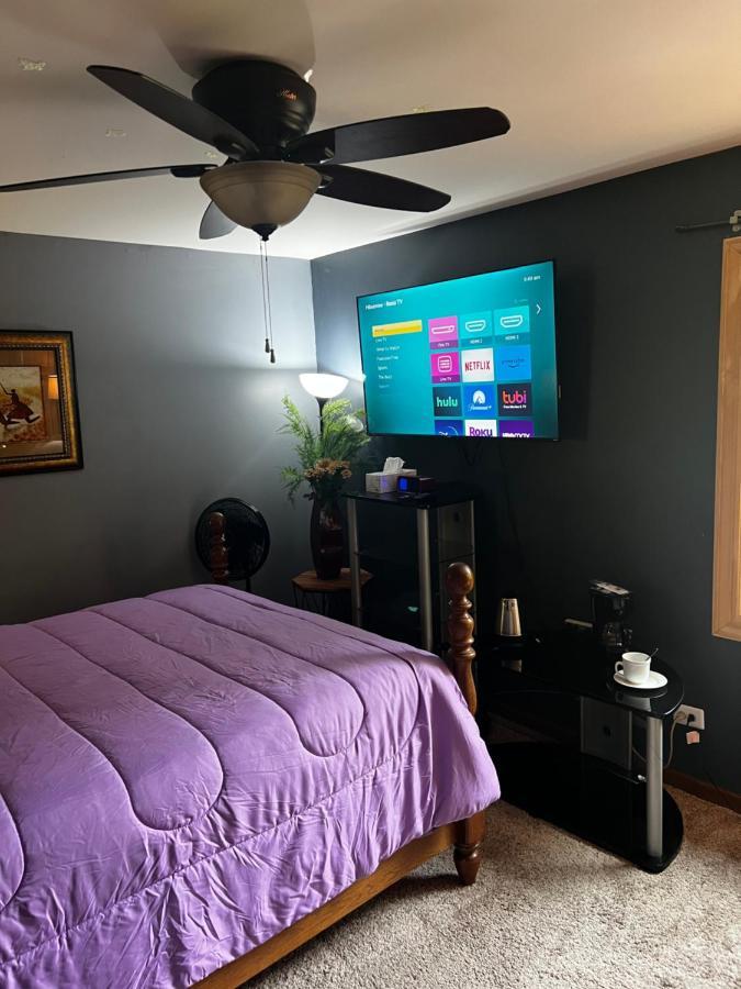 Quiet And Spacious Room1 Bolingbrook Exterior foto